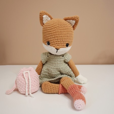 Socquette, renarde, modèle au crochet