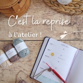 Les vacances sont terminées…

Après plusieurs semaines loin de l’atelier,

il est temps de reprendre le chemin du crochet. 🧶

Et ça fait du bien. 🤎

>> Et vous, c'était comment votre rentrée ?

#pensebonheur #crochetcloud #crochet #CrochetAddict #cestlarentree